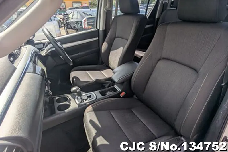 Toyota Hilux in White for Sale Image 12