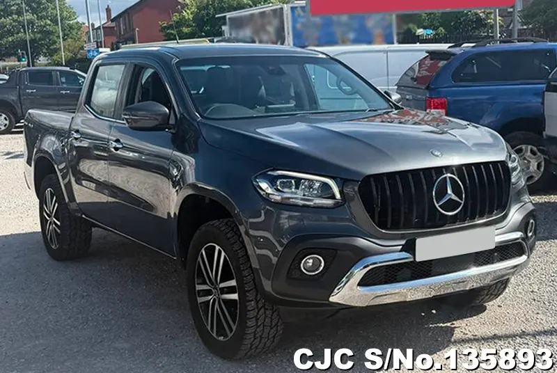 Mercedes Benz / X-Class