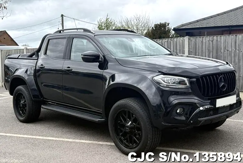 Mercedes Benz / X-Class