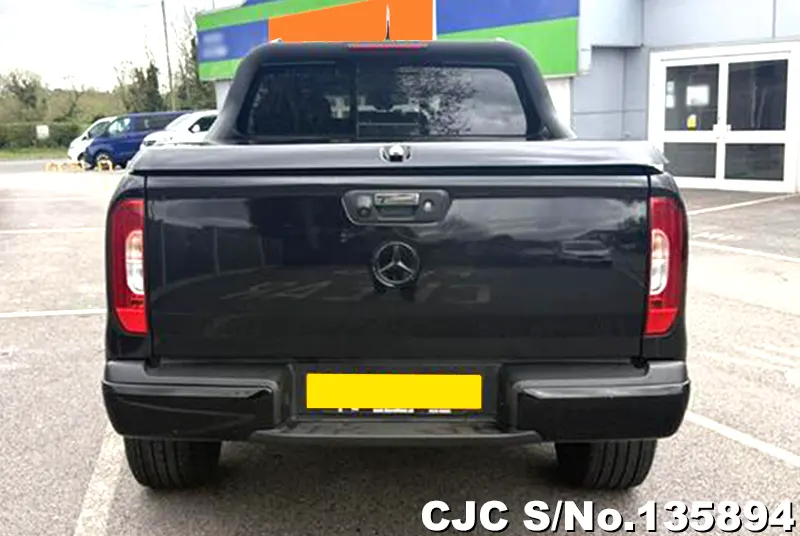 Mercedes Benz X-Class in Black for Sale Image 4
