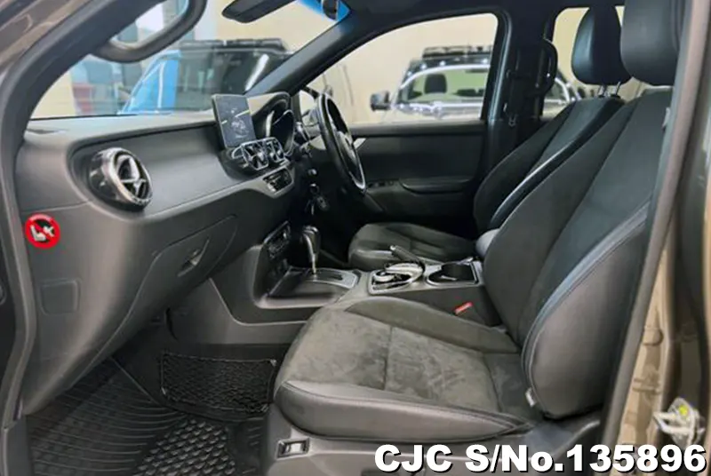 Mercedes Benz X-Class in Gray for Sale Image 7