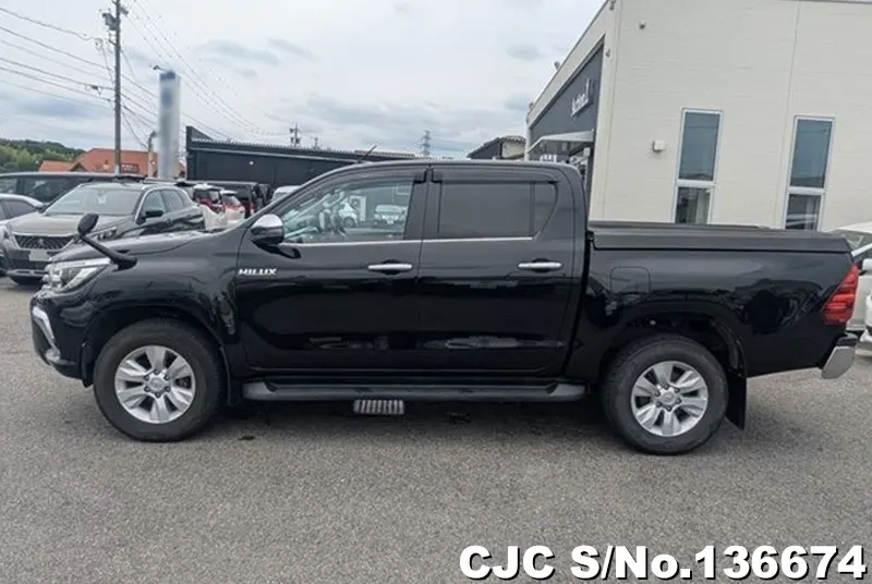 Toyota Hilux in Black for Sale Image 7