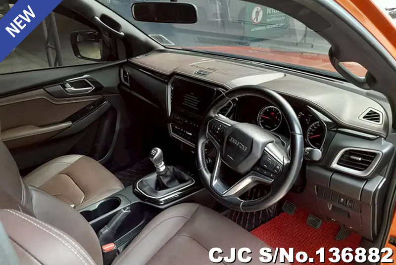 Isuzu D-Max in Orange for Sale Image 7