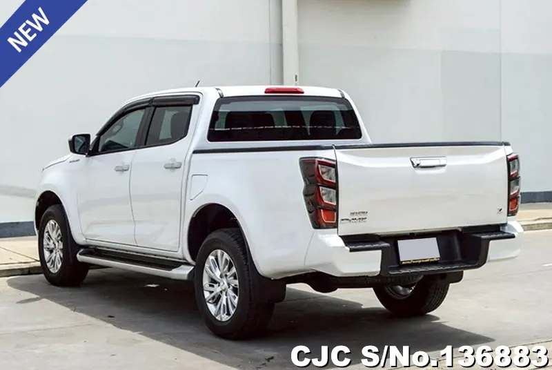 Isuzu D-Max in White for Sale Image 1
