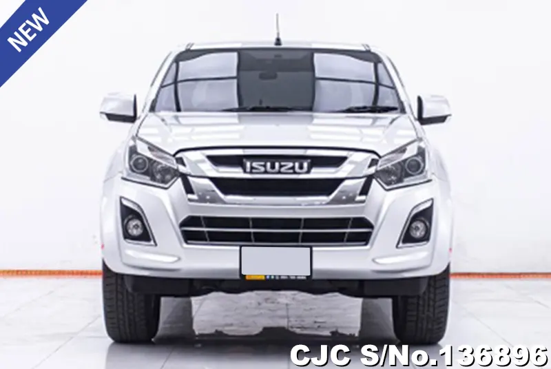 Isuzu D-Max in Gray for Sale Image 3