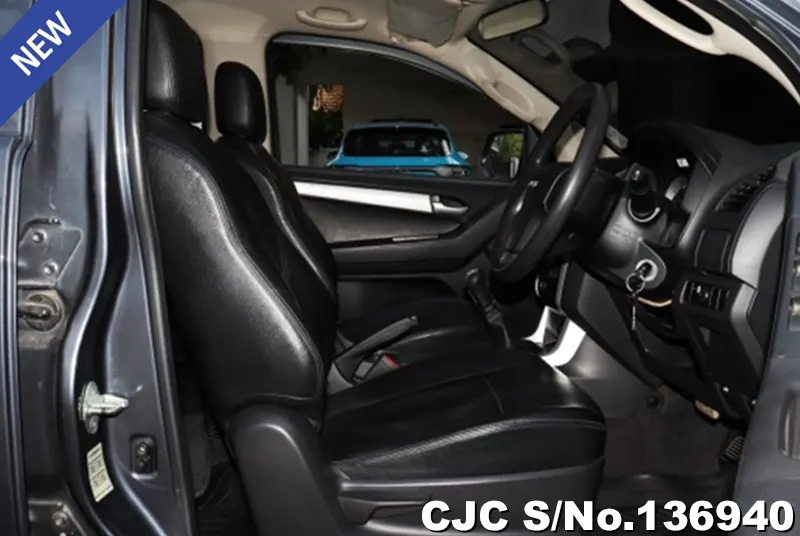Isuzu D-Max in Gray for Sale Image 7