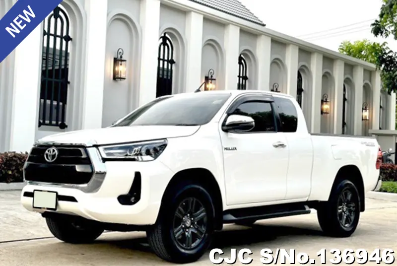 Toyota / Hilux / Revo