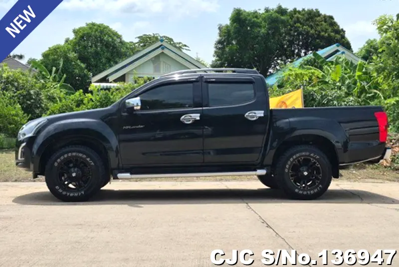Isuzu D-Max in Black for Sale Image 4