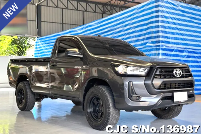 Toyota / Hilux / Revo