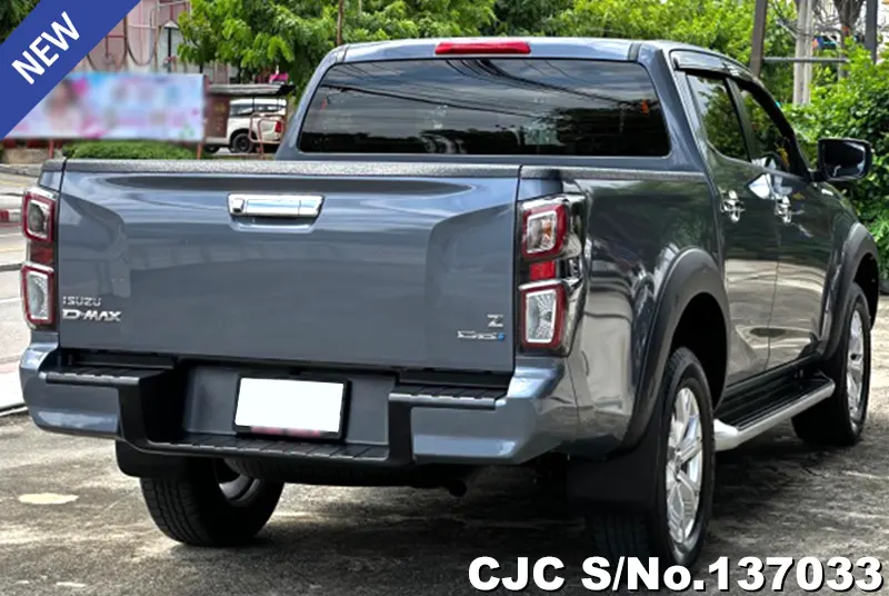 Isuzu D-Max in Gray for Sale Image 1