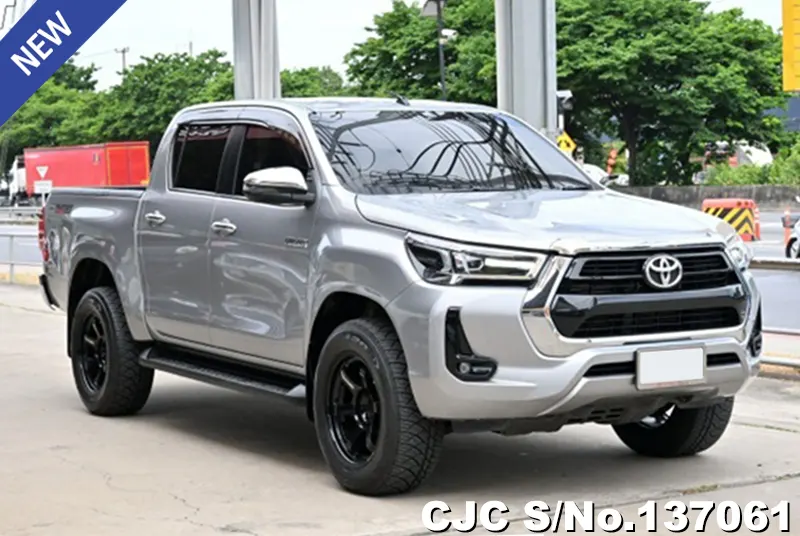 Toyota / Hilux / Revo