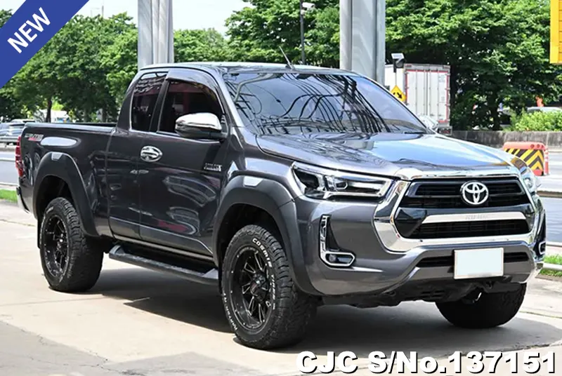 Toyota / Hilux / Revo