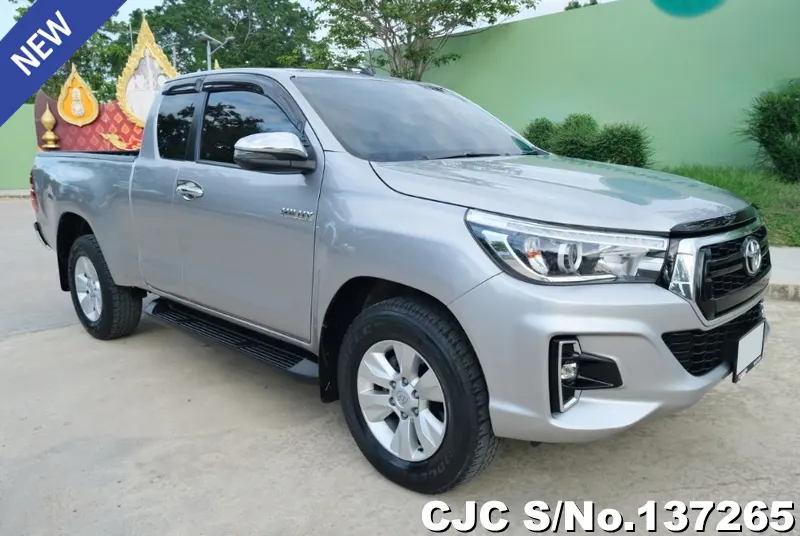 Toyota / Hilux / Revo