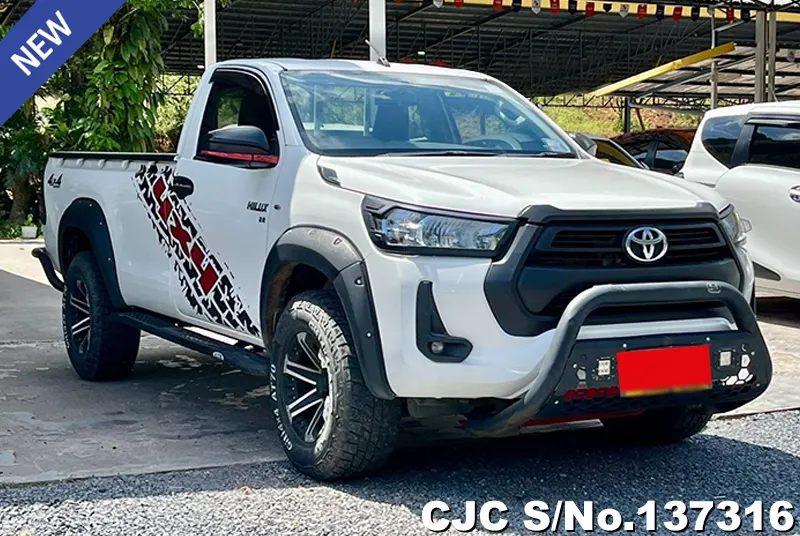 Toyota / Hilux / Revo