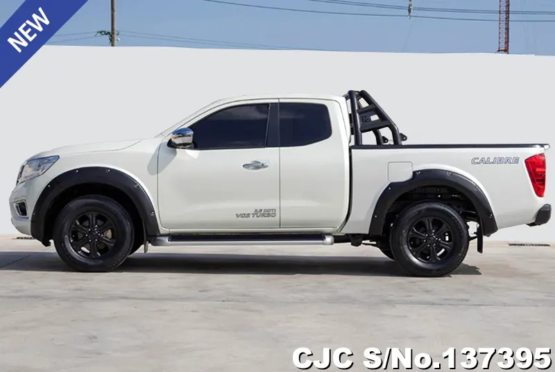 Nissan Navara in White for Sale Image 7