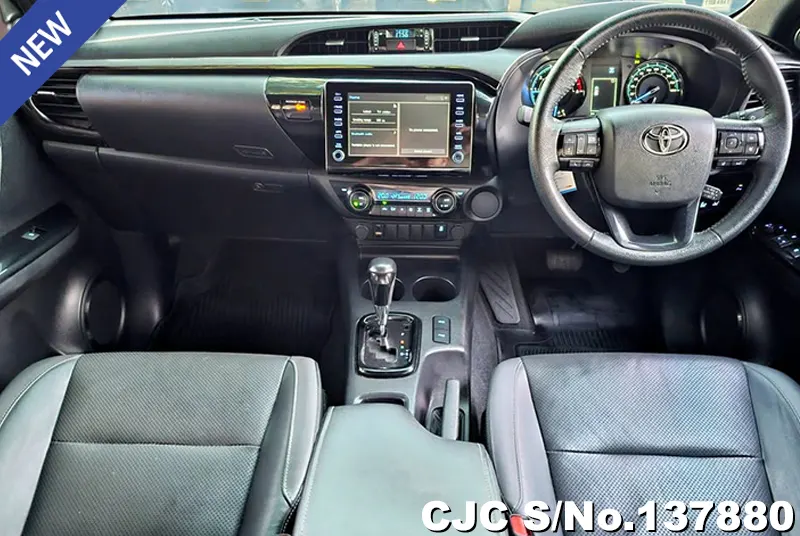 Toyota Hilux in Oxide Bronze Metallic for Sale Image 5