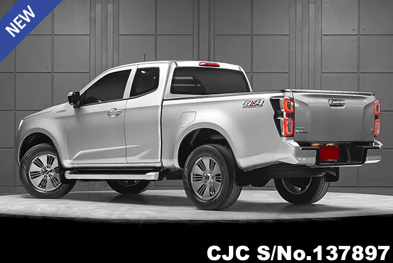 Isuzu D-Max in Silver for Sale Image 1