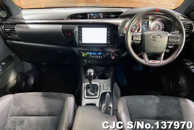 Toyota Hilux in Black for Sale Image 9