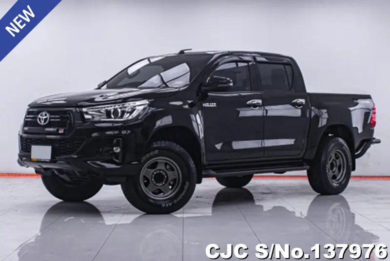 Toyota Hilux in Black for Sale Image 0