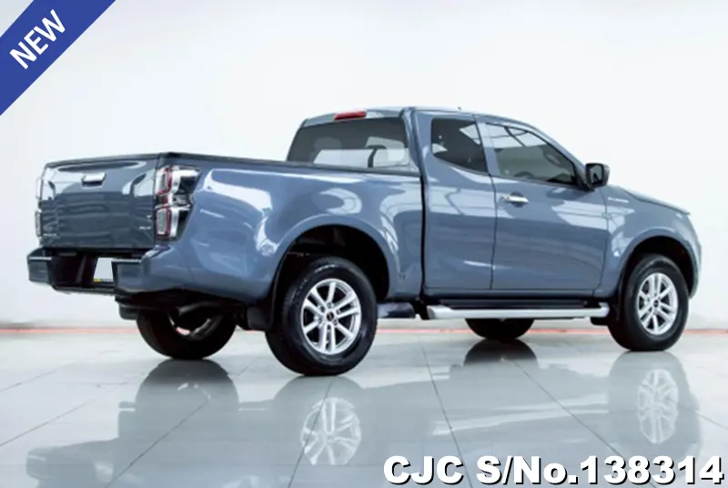 Isuzu D-Max in Gray for Sale Image 1