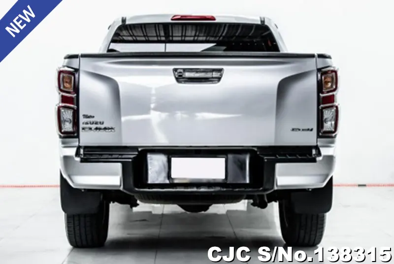 Isuzu D-Max in Silver for Sale Image 3