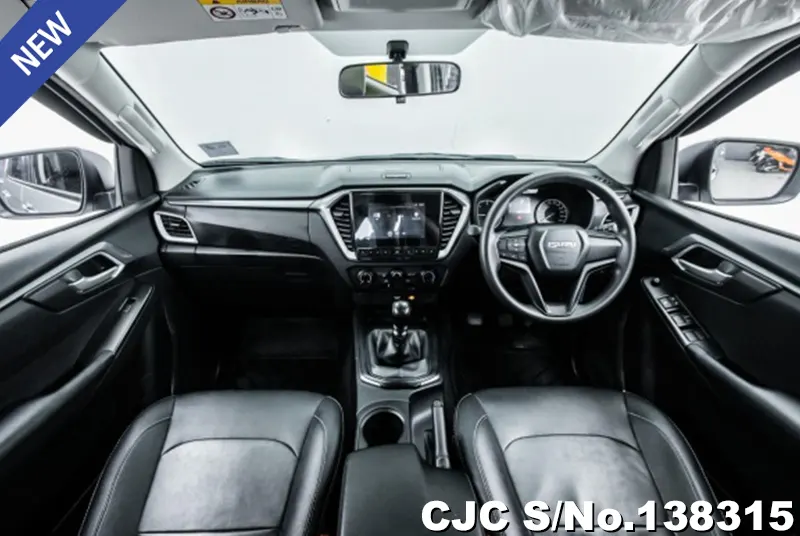 Isuzu D-Max in Silver for Sale Image 5