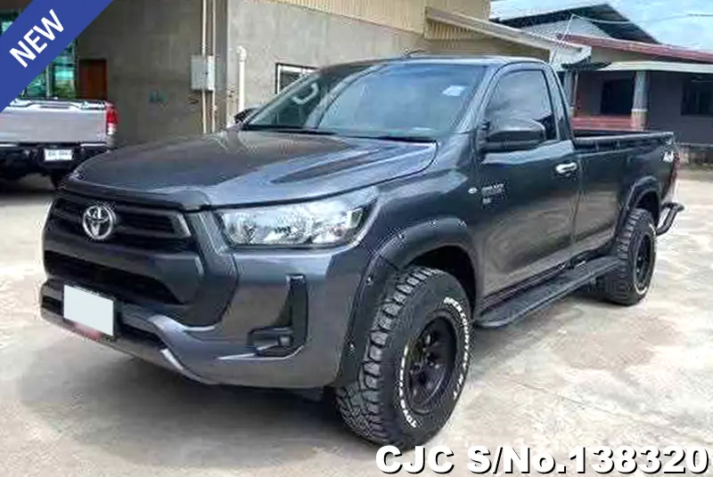 Toyota / Hilux / Revo