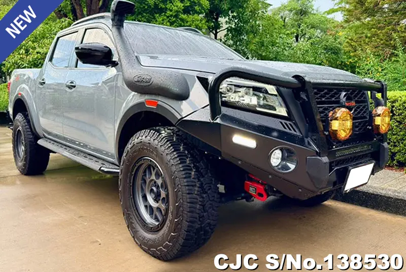 Nissan / Navara auto