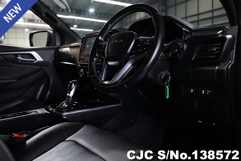 Isuzu D-Max in Black for Sale Image 6