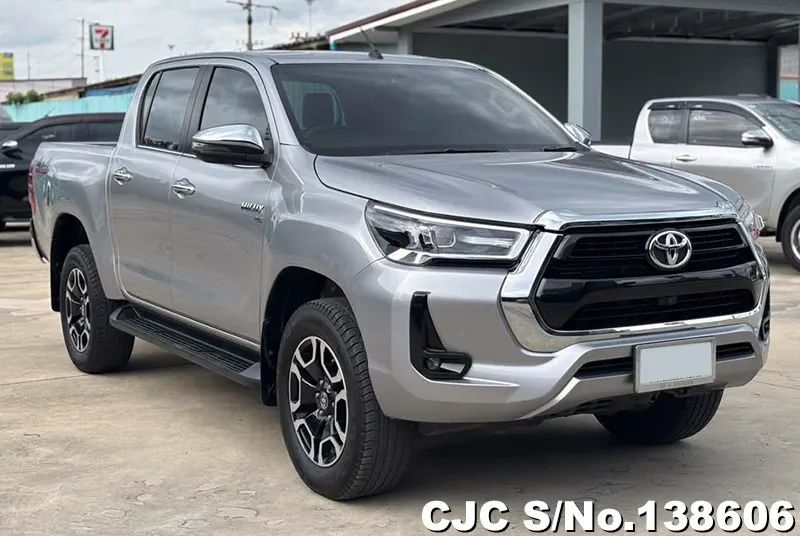 Toyota / Hilux / Revo auto