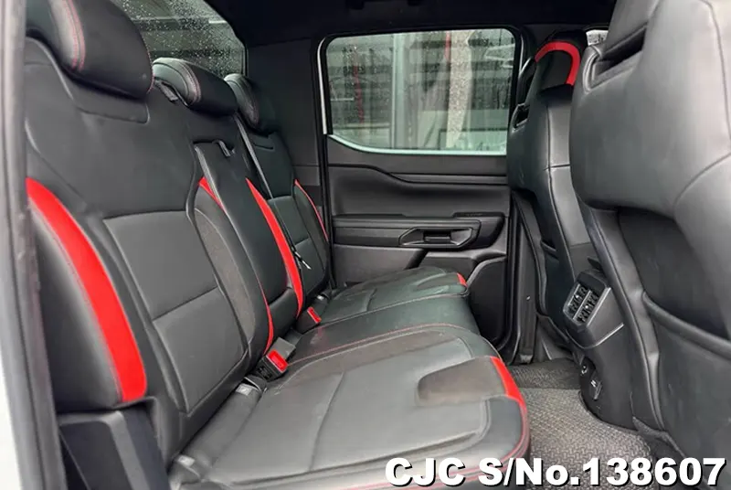 Ford Ranger in White for Sale Image 10