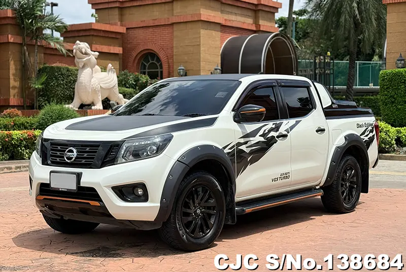 Nissan / Navara auto