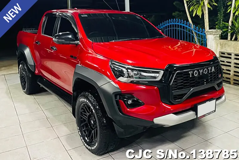 >Toyota / Hilux / Revo