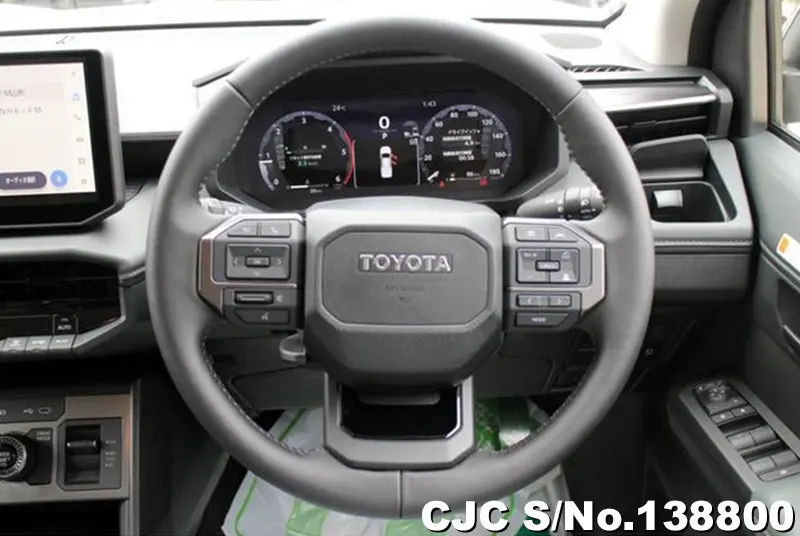 Toyota Hilux in White for Sale Image 10