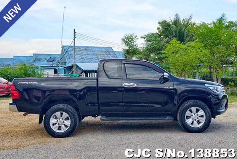 Toyota Hilux in Black for Sale Image 6