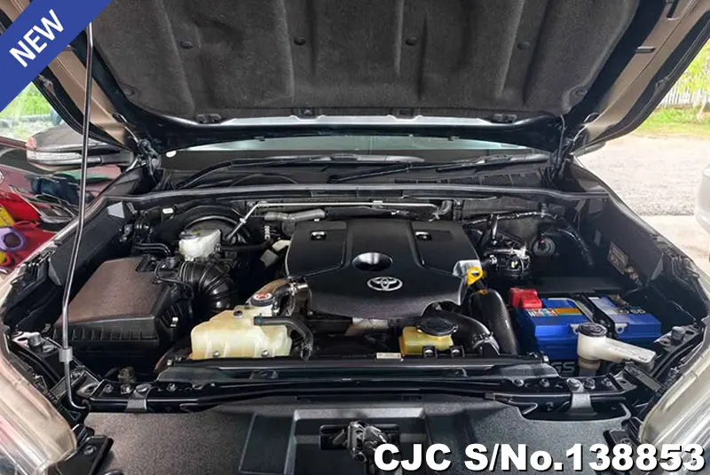 Toyota Hilux in Black for Sale Image 10