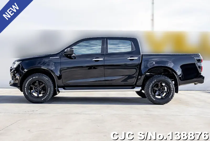 Isuzu D-Max in Black for Sale Image 7