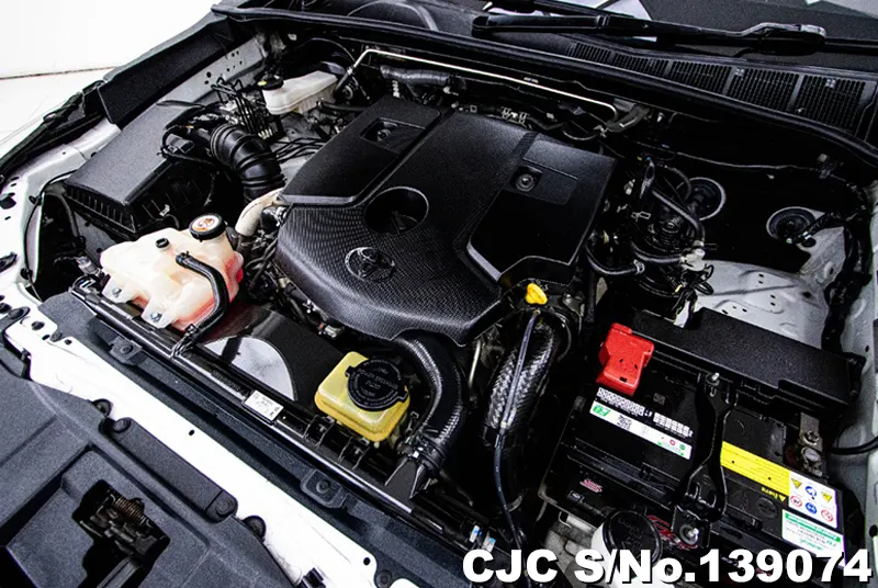 Toyota Hilux in White for Sale Image 10