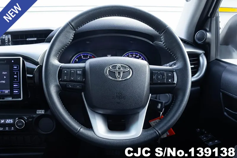 Toyota Hilux in White for Sale Image 11
