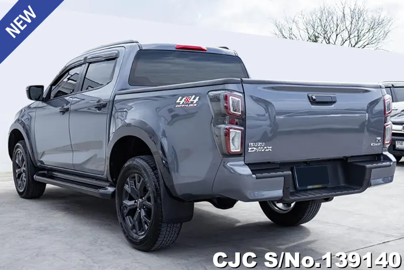 Isuzu D-Max in Gray for Sale Image 1