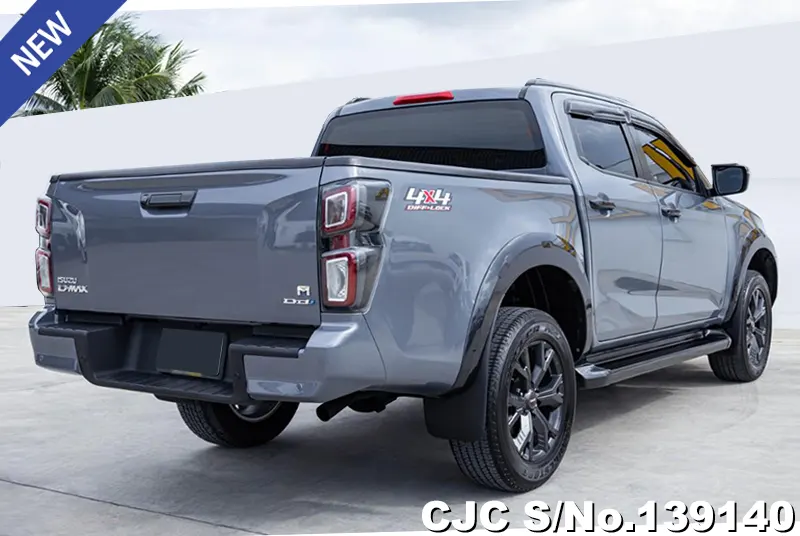 Isuzu D-Max in Gray for Sale Image 2