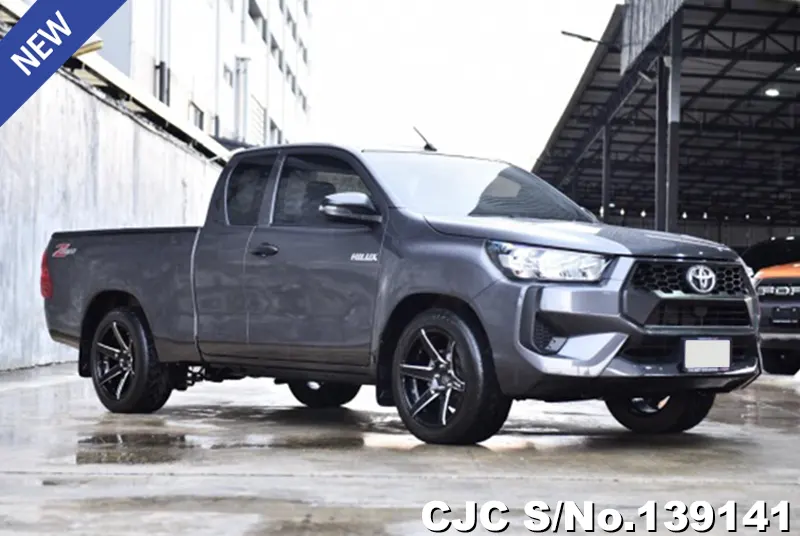 Toyota Hilux in Gray for Sale Image 0