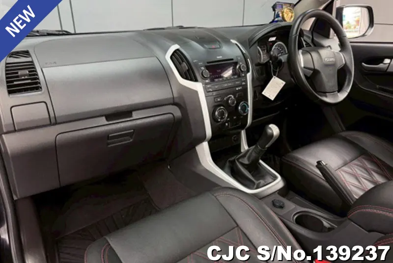 Isuzu D-Max in Black for Sale Image 7