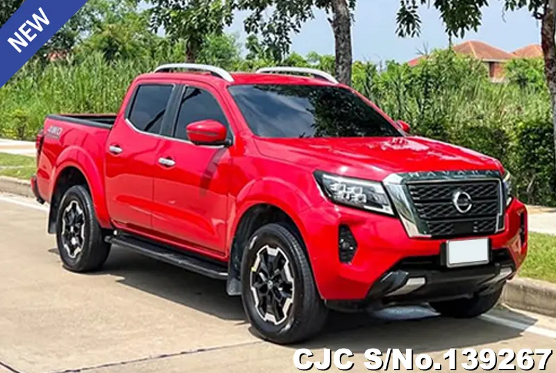 Nissan / Navara auto