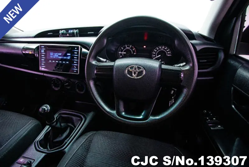 Toyota Hilux in Gray for Sale Image 6