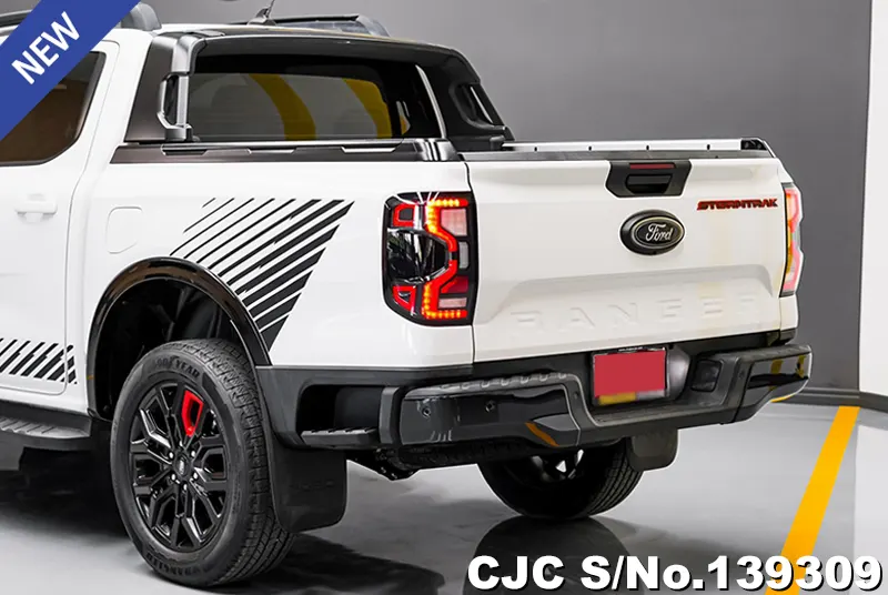 Ford Ranger in White for Sale Image 10
