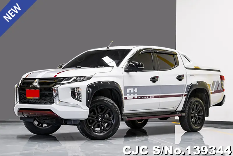 Mitsubishi Triton in White for Sale Image 3